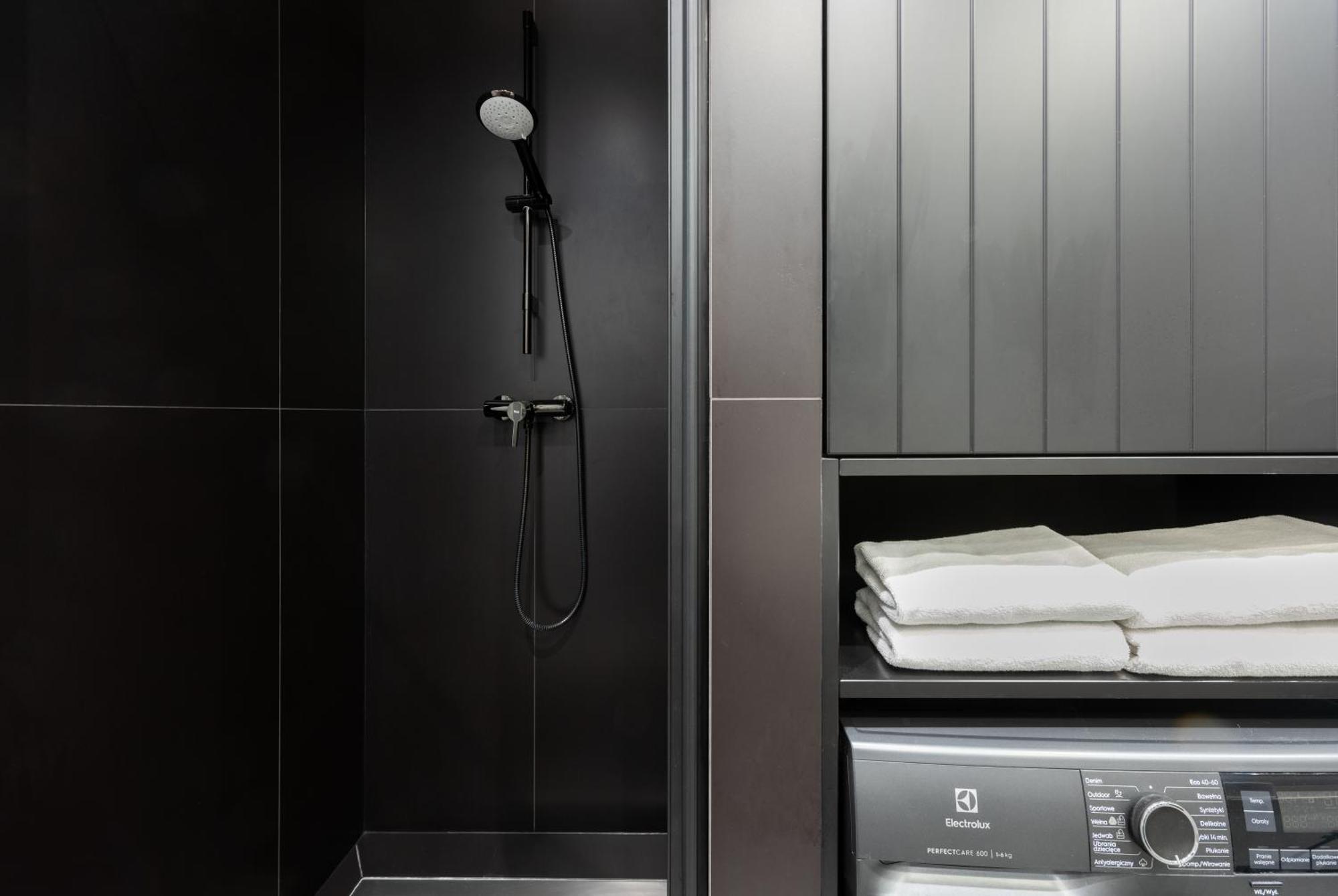 Apartamenty-Wroc Ksiecia Witolda By The River Breslavia Exterior foto